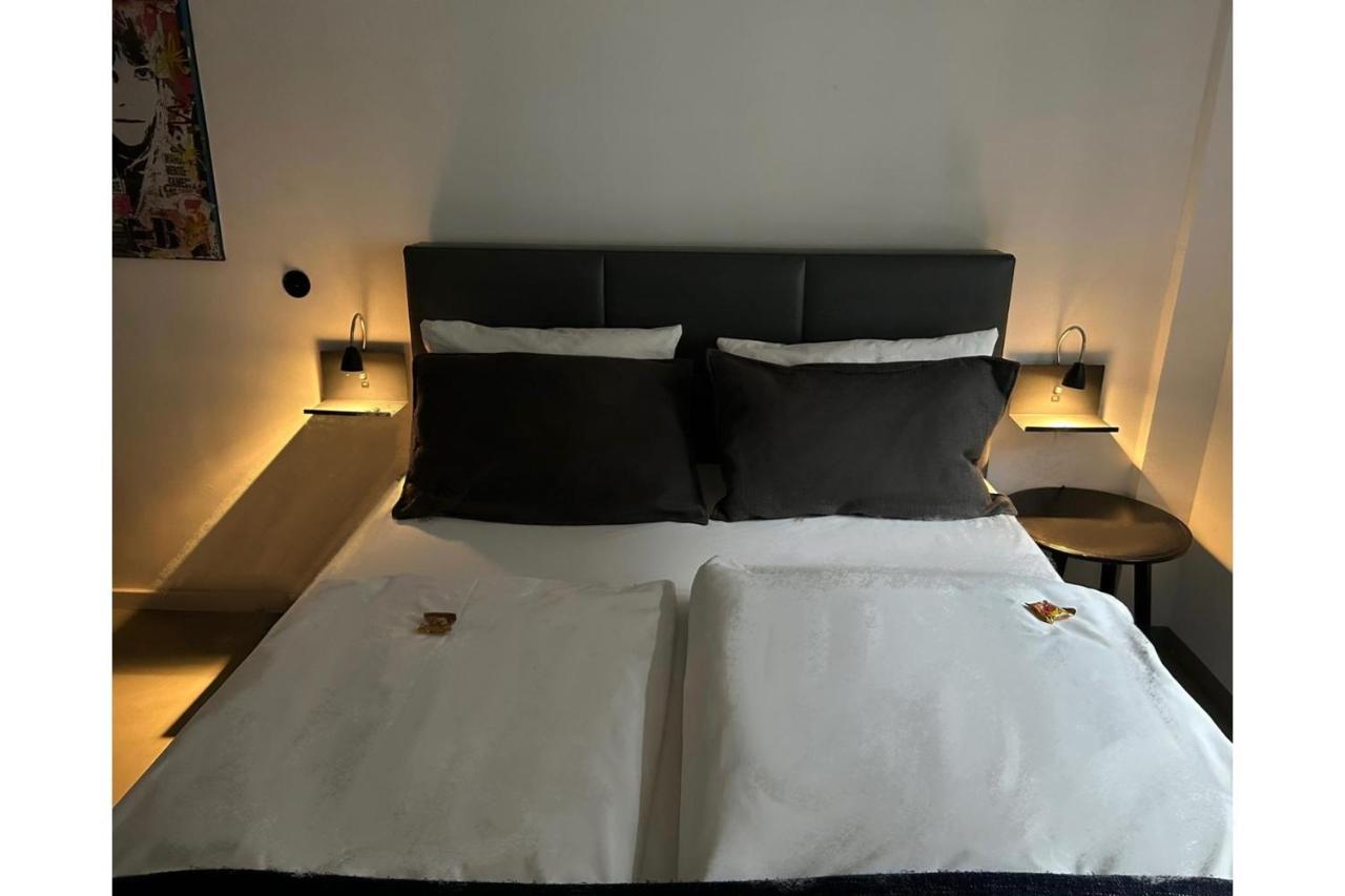 Square Rooms 8 Düsseldorf Eksteriør billede